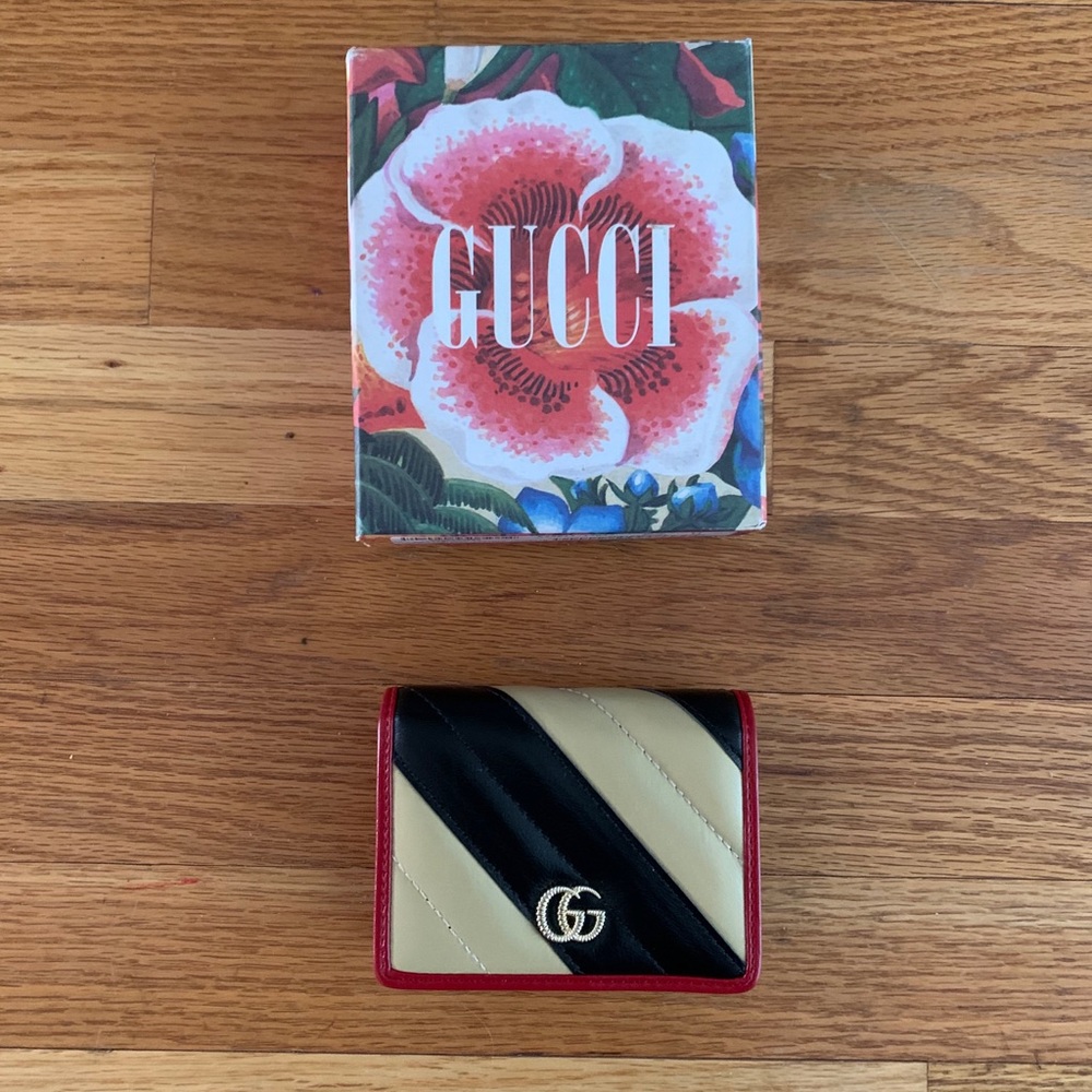 Gucci Marmont Card Case Black Beige